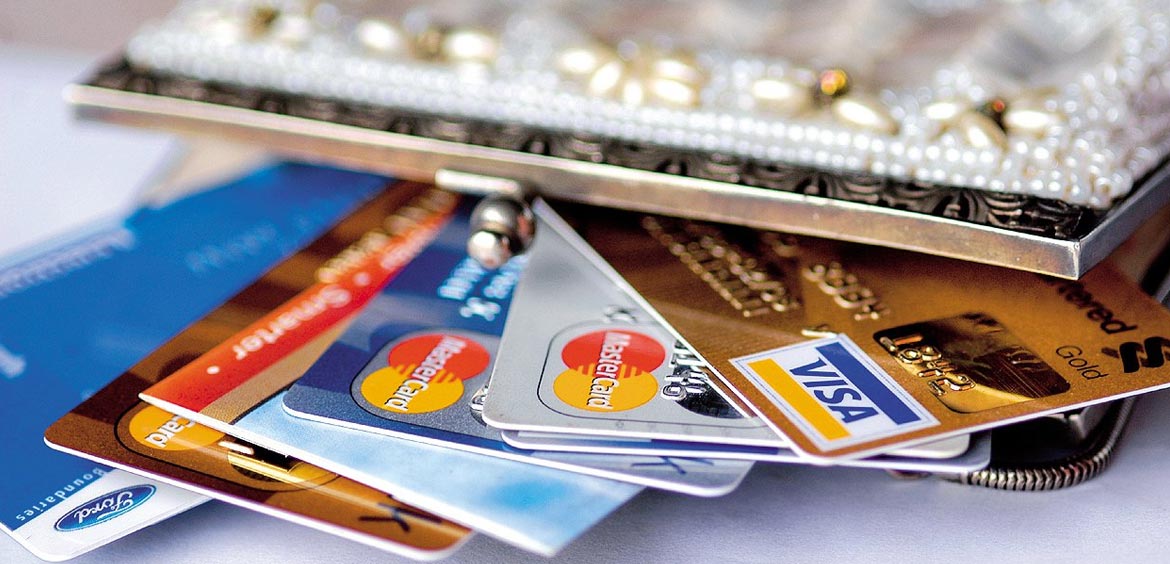 ОКБ: россияне оформили рекордное количество кредитных карт